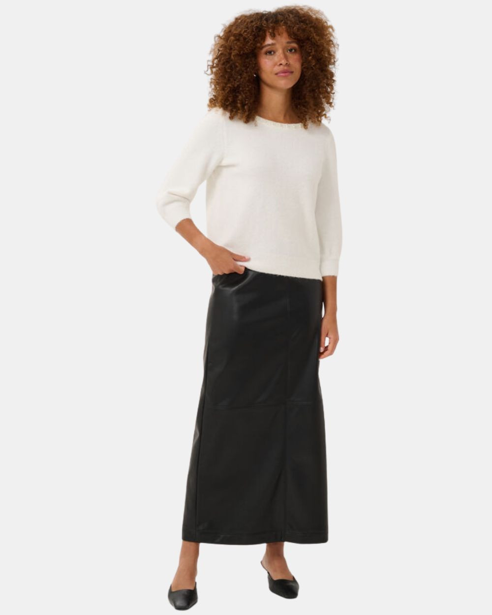 Pull perles sur le col chalk