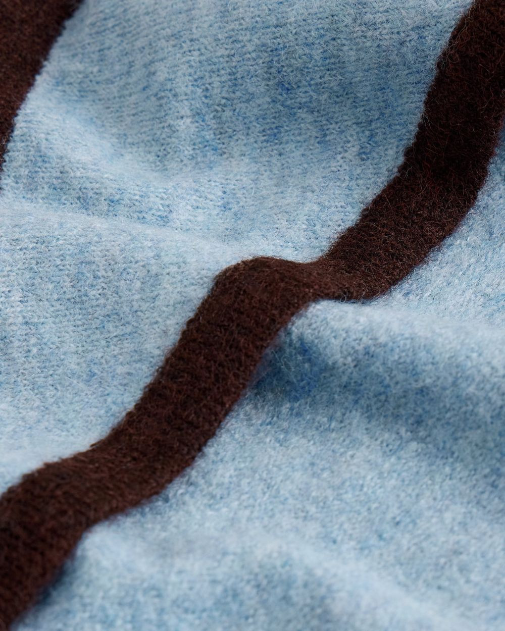Triangle uni en maille lgt blue